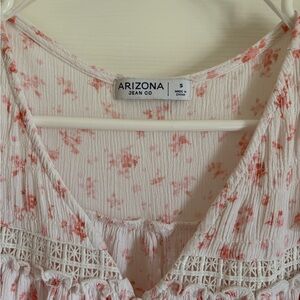 Arizona Jean Company Pink Floral Blouse